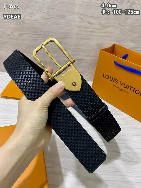 LV belt 40mmX95-125cm 8L52